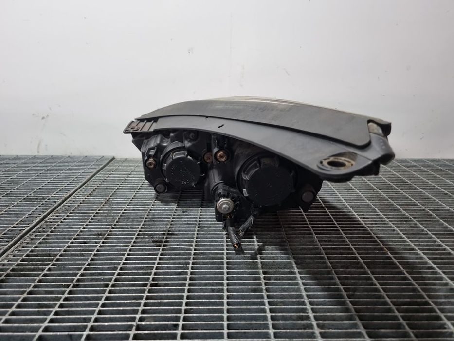 Far Dreapta Hyundai IX35 2010 - 2019 SUV 4 Usi (1491) Cu lupă