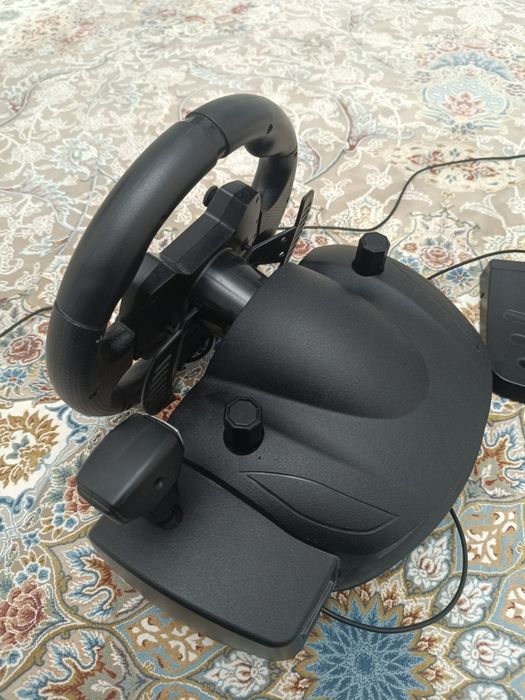 Продам игровой руль для ПК и пс