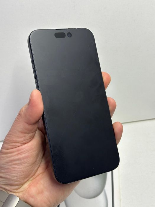 Продам Айфон 15 Plus 128г