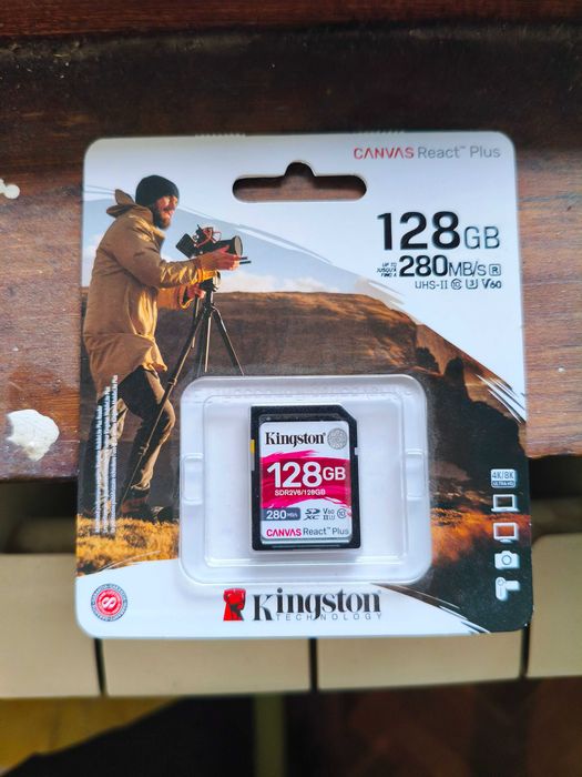 Kingston Canvas React Plus V60 128GB SDXC UHS-II - нова, запечатана