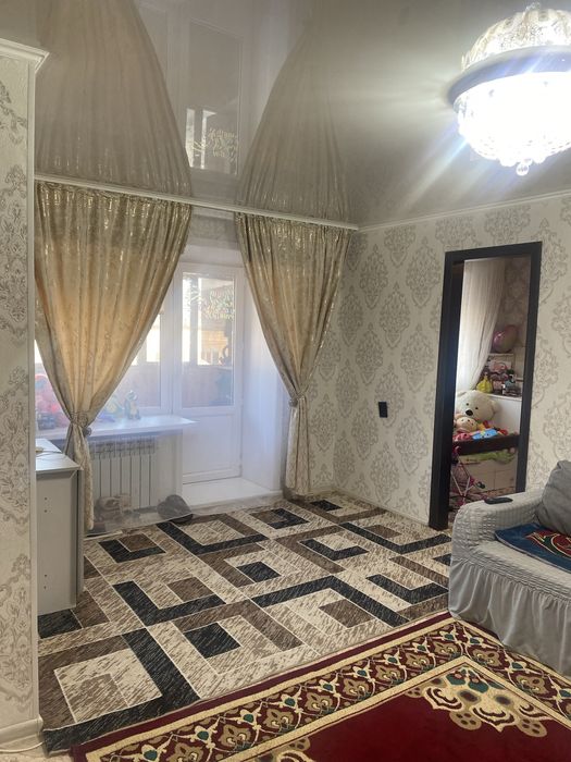 Продам 2 - комн. кв