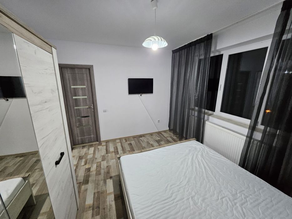 Închiriez apartament cu doua camere