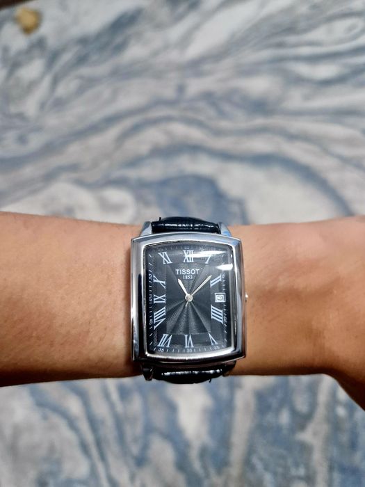 Часы Tissot наручные