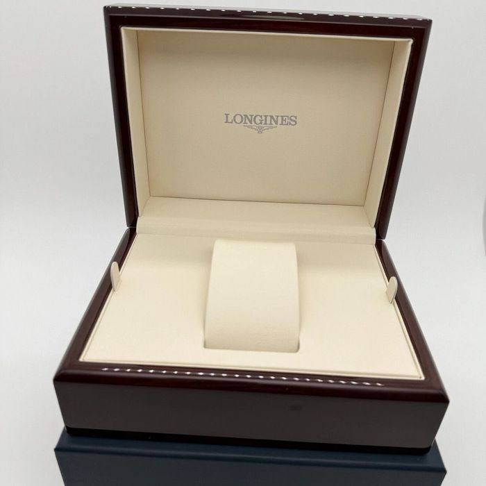 Vând / schimb set cutie și supracutie Longines original