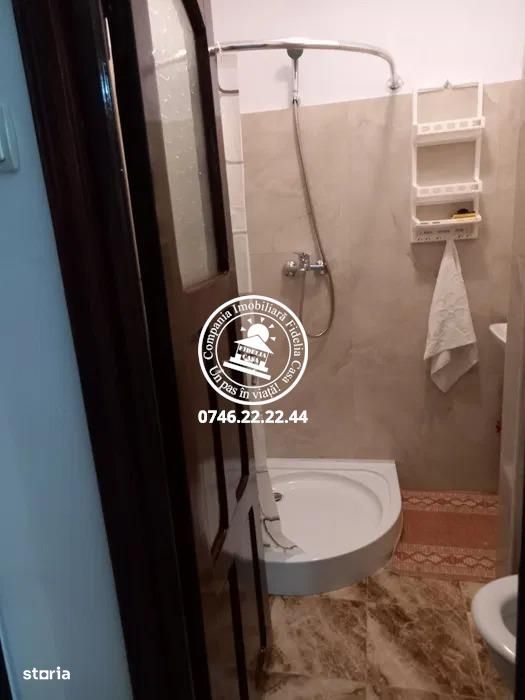 Apartament 1 Camera de vanzare Podu Ros