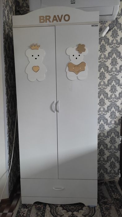 Срочно! Детский мебель кровать и шкаф