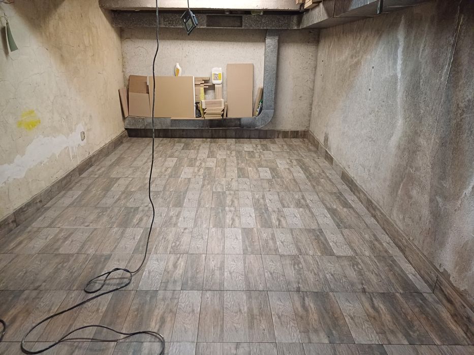 Отдават подземен гараж под наем