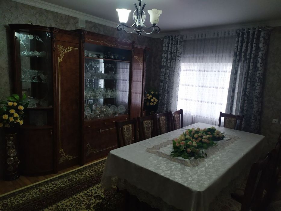 Uy sotiladi qorabog'da xovli