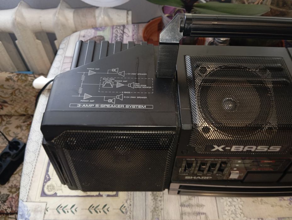Радиокасетофон Sharp WQ-T354