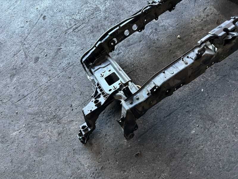 Телевизор Hyundai Sonata LF