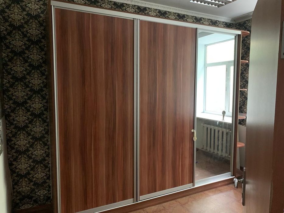 Прдам Шкаф купе б/у