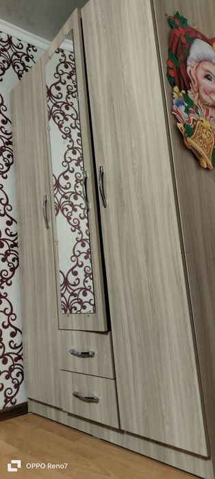 Продам шкаф новый