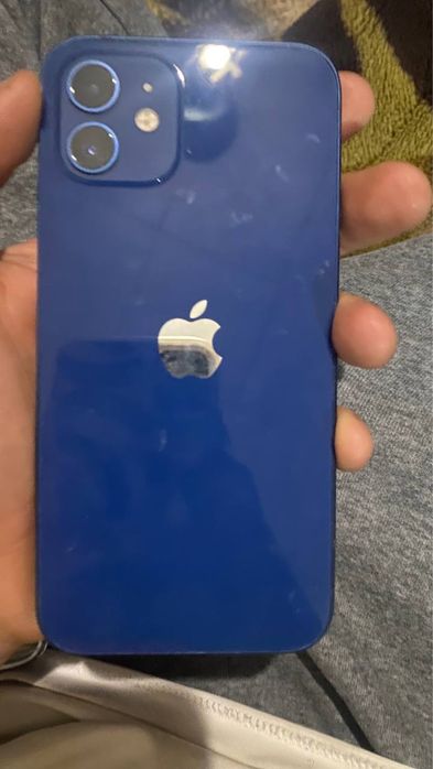 Продам iphone 12