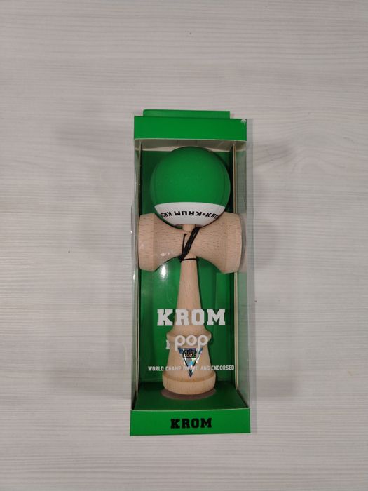 Krom Kendama - POP LOL Dark Green rubber