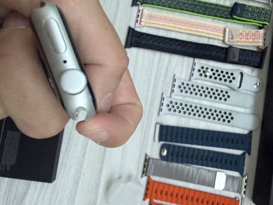 Apple Watch SE 40mm. Nike