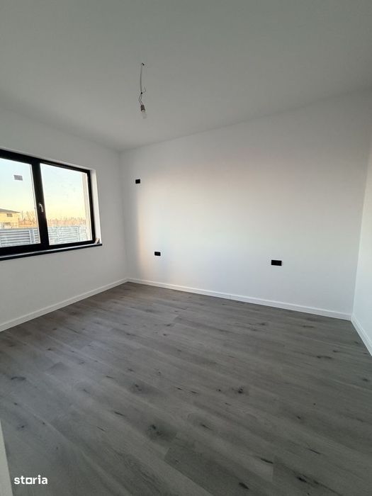 Casa individuală Domnesti, 4 camere 2 băi , 400 mp teren