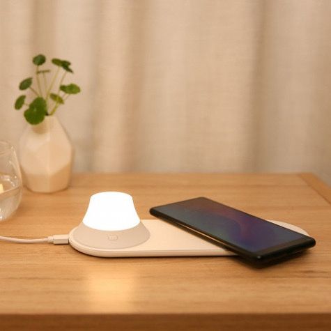 Беспроводное зарядное устройство Yeelight Wireless Charging (15W)