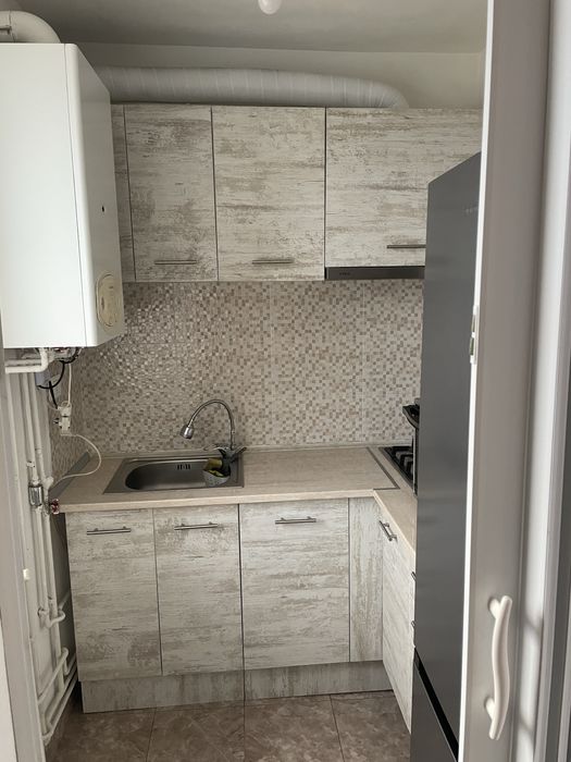 Garsoniera zona Grivitei