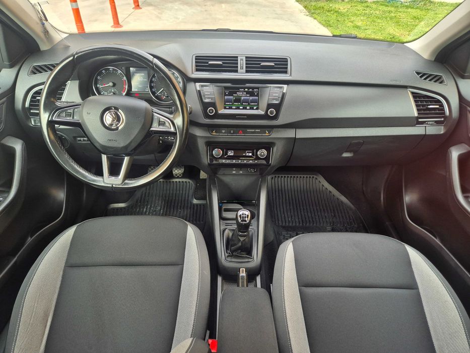 Skoda Fabia 3, Euro6, 1.0MPI, 68.000km, climatronic, primul proprietar