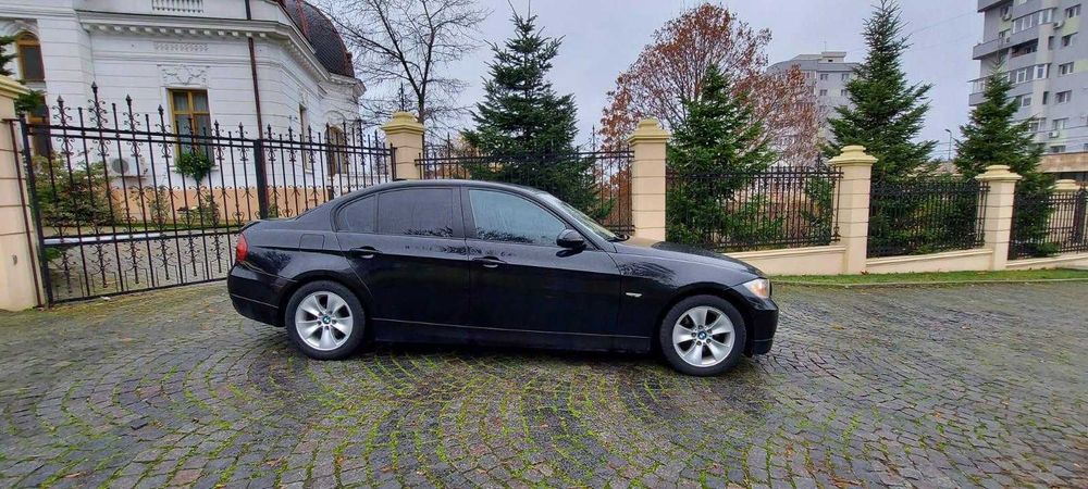Masina seria 3 BMW E90