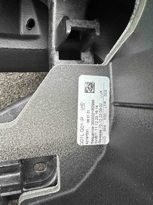 Bmw G01 X3 кожено шито табло 92197531