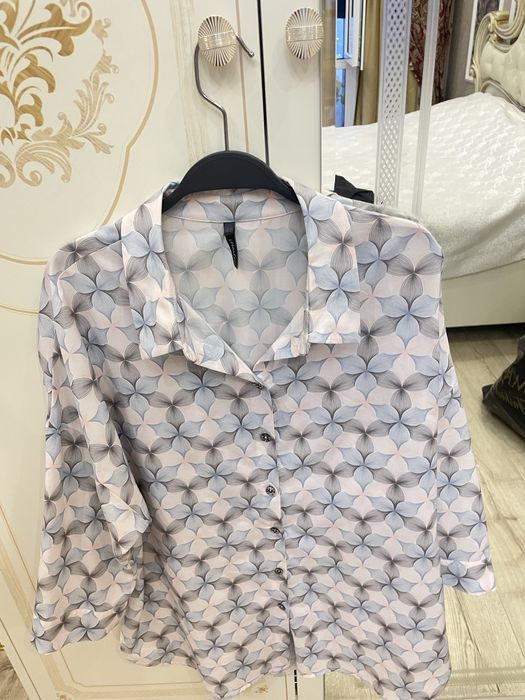 Продам женскую одежду