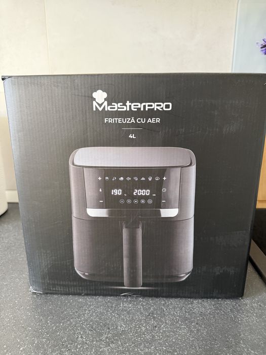 Friteuza Airfryer Masterpro 4L, 8 programe