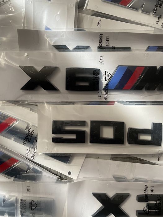 Cifre emblema logo Bmw crom negru lucios X3M X4M X5M X6M M aripa