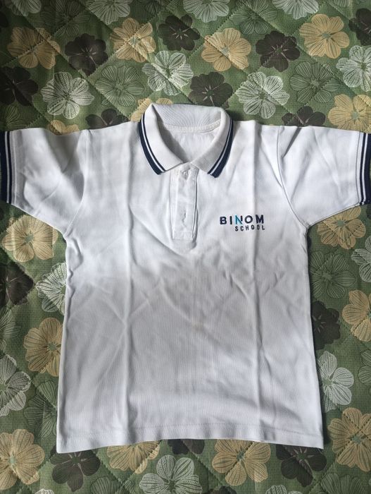 Продам школьную форму-поло.