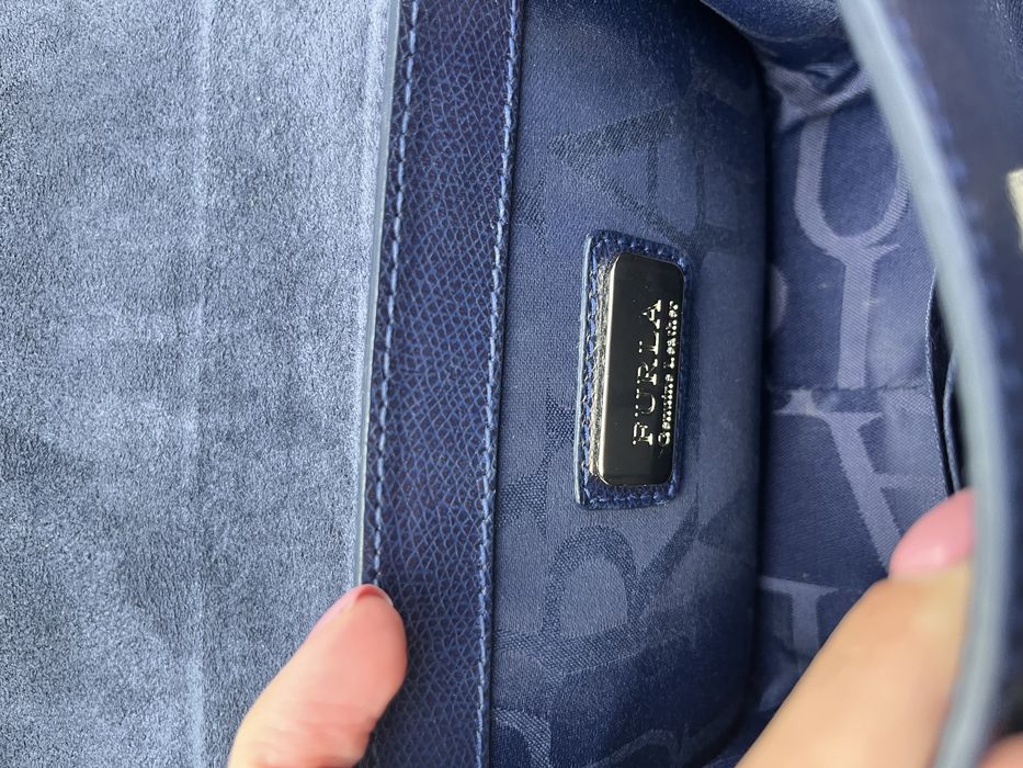 Елегантна чанта Furla