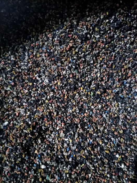 Гумени стърготини за пълнеж на боксови чували