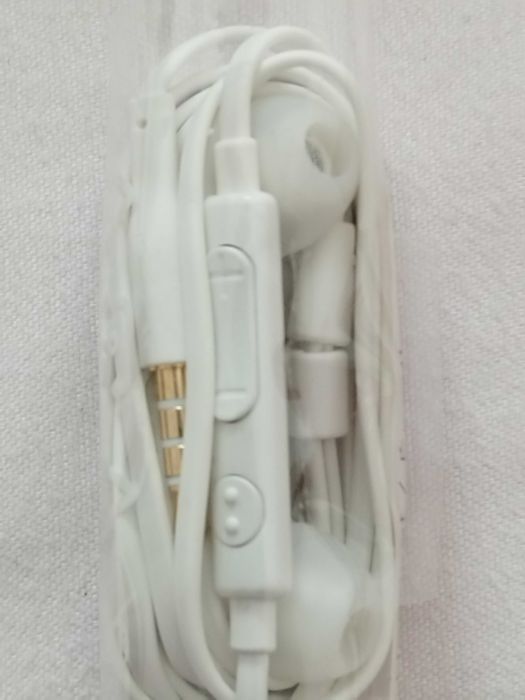Samsung EO-HS3303WE Galaxy S4 Headset 3.5mm Stereo with Volume Key