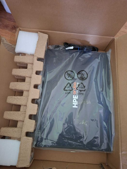 Чисто нов Aruba 6000 48G PoE+ (370W) - Доживотна Гаранция (R8N85A)