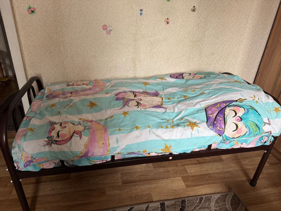 Продам кровать детскую