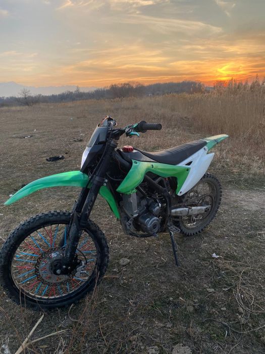 Продам эндуро Кавасаки