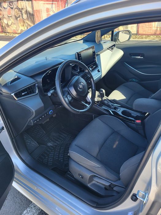 De vânzare Toyota Corolla Touring Sports 2019 1.8 Hybrid +GPL