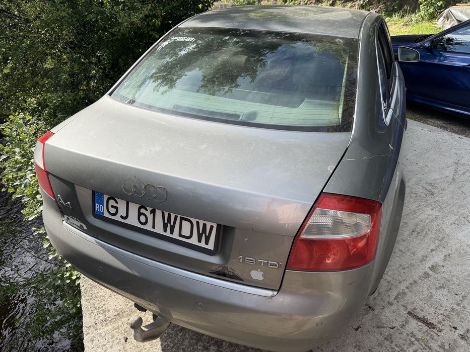 Audi a4 b6, 1.9 tdi pentru dezmembrat.
