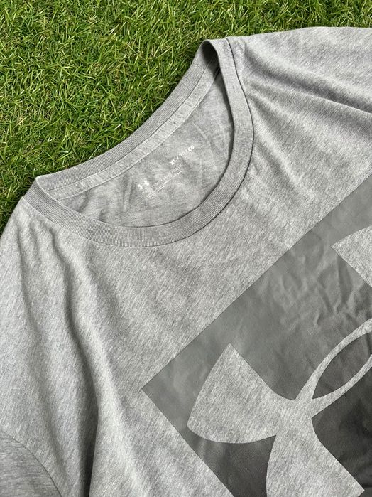 Мъжка блузка с къс ръкав : UNDER ARMOUR XL