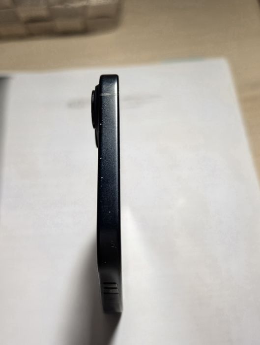 iPhone 16 Plus - 128GB - Black