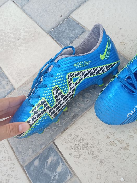 Бутсы Nike air, 37 размер.  Продаю людям из Ургенча