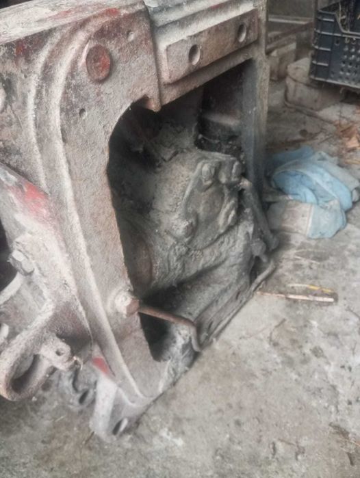 Placa frontală servodirecție tractor U650