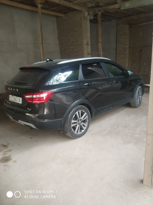 Лада Веста кросс 1.8