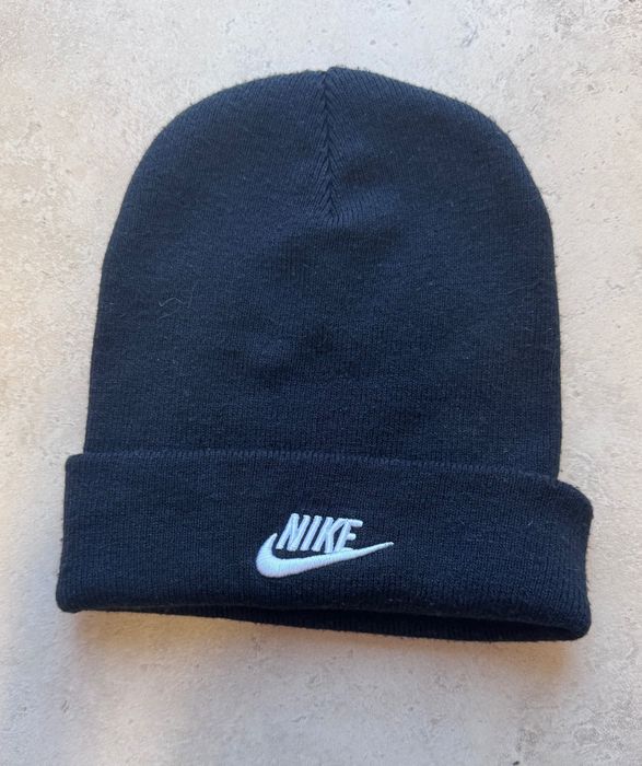 Шапки Nike, Luda, Peaceful Hooligan,stone island Kappa Stone cold c.p company