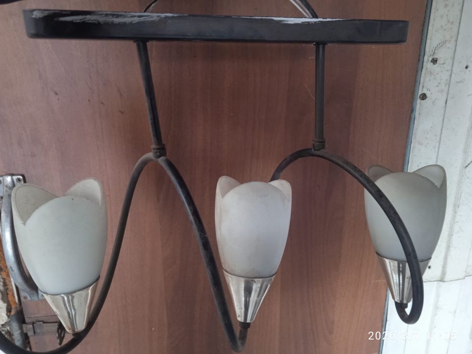 Люстра 3 плафонами