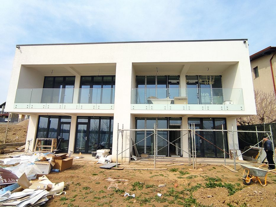 Balustrada sticla securizata