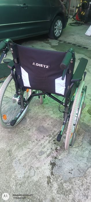 vand carucior nou. pt pesroane cu dizabilitati.u