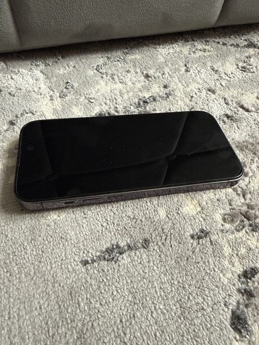 Iphone 14 pro deep purple