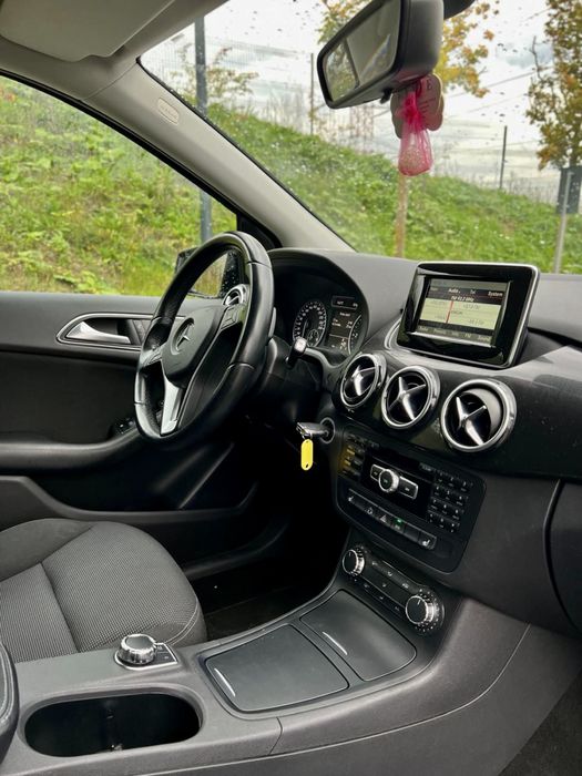 Mercedes-Benz B-Class B180 CDI – Automat – Întreținut