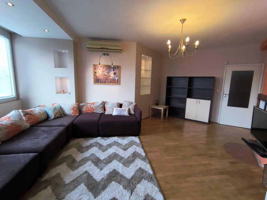 Дава се под наем Тристаен апартамент в Пловдив, Тракия - 110 кв.м за 528.36 € - Снимка #4