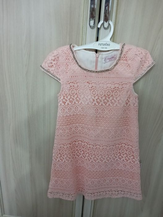 Продам нарядное платье